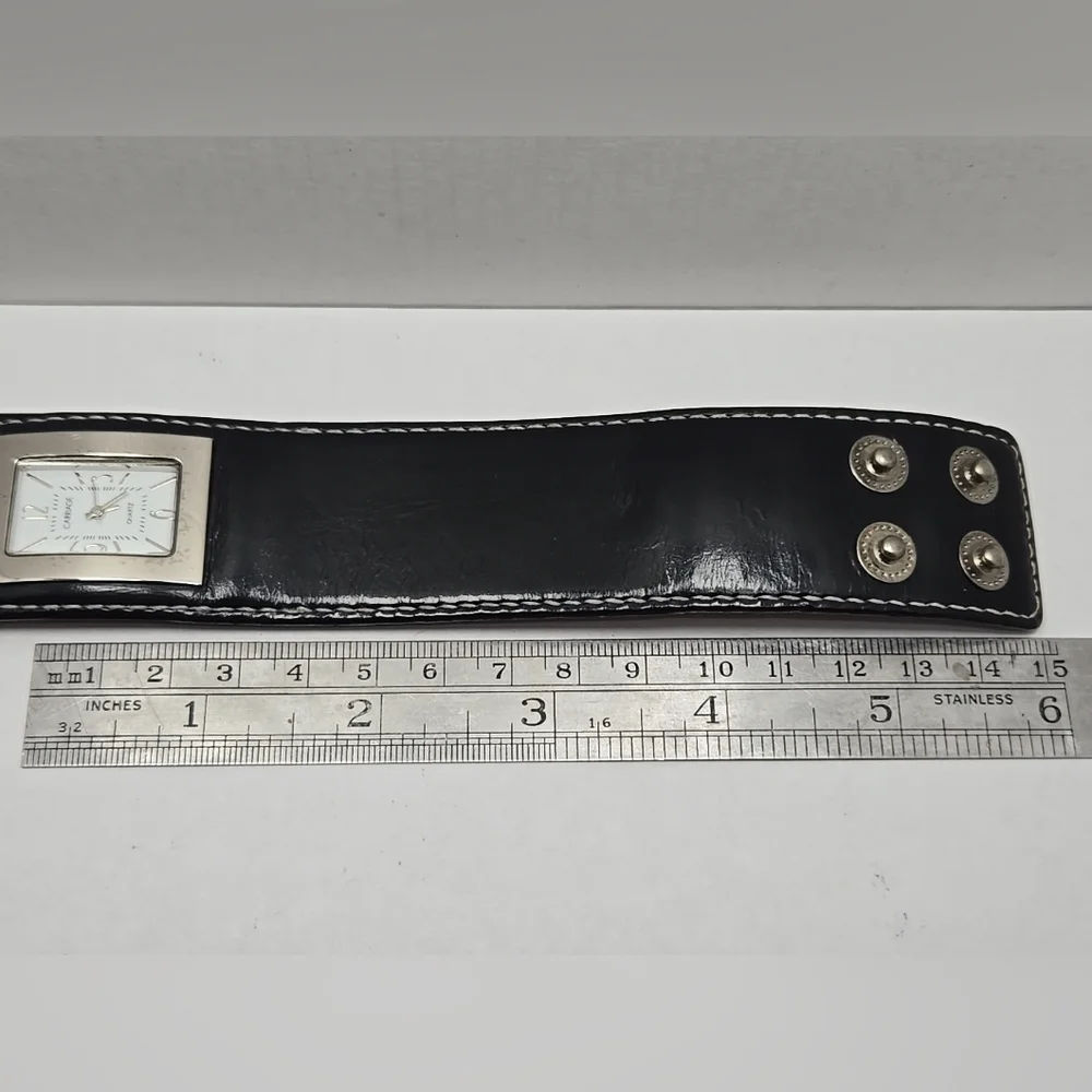 Womens Vintage Carriage Timex Black Leather Cuff Watch New Battery Silver Rare - Picture 7 of 11